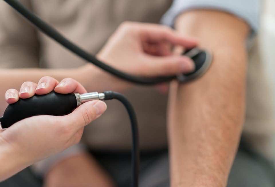 علاج ارتفاع ضغط الدم له 3 محاور رئيسية | خطة ادوية والحمية الغذائية داش دايت ونظام حياة صحي