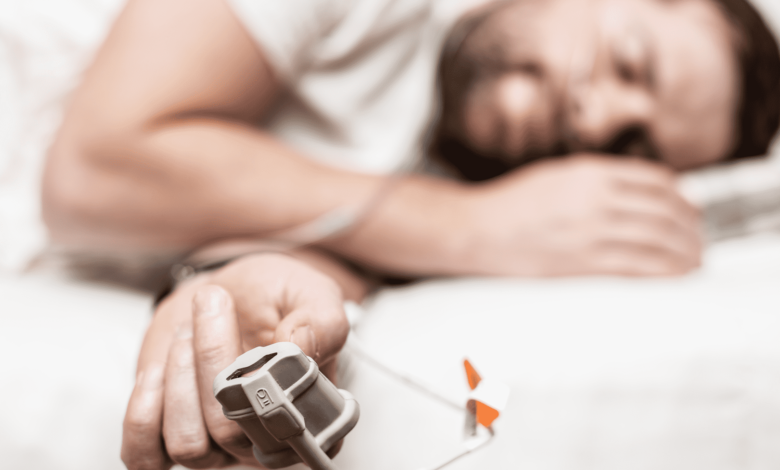 8 أعراض قد تعني أنك تعاني من توقف التنفس أثناء النوم  - انقطاع النفس النومي