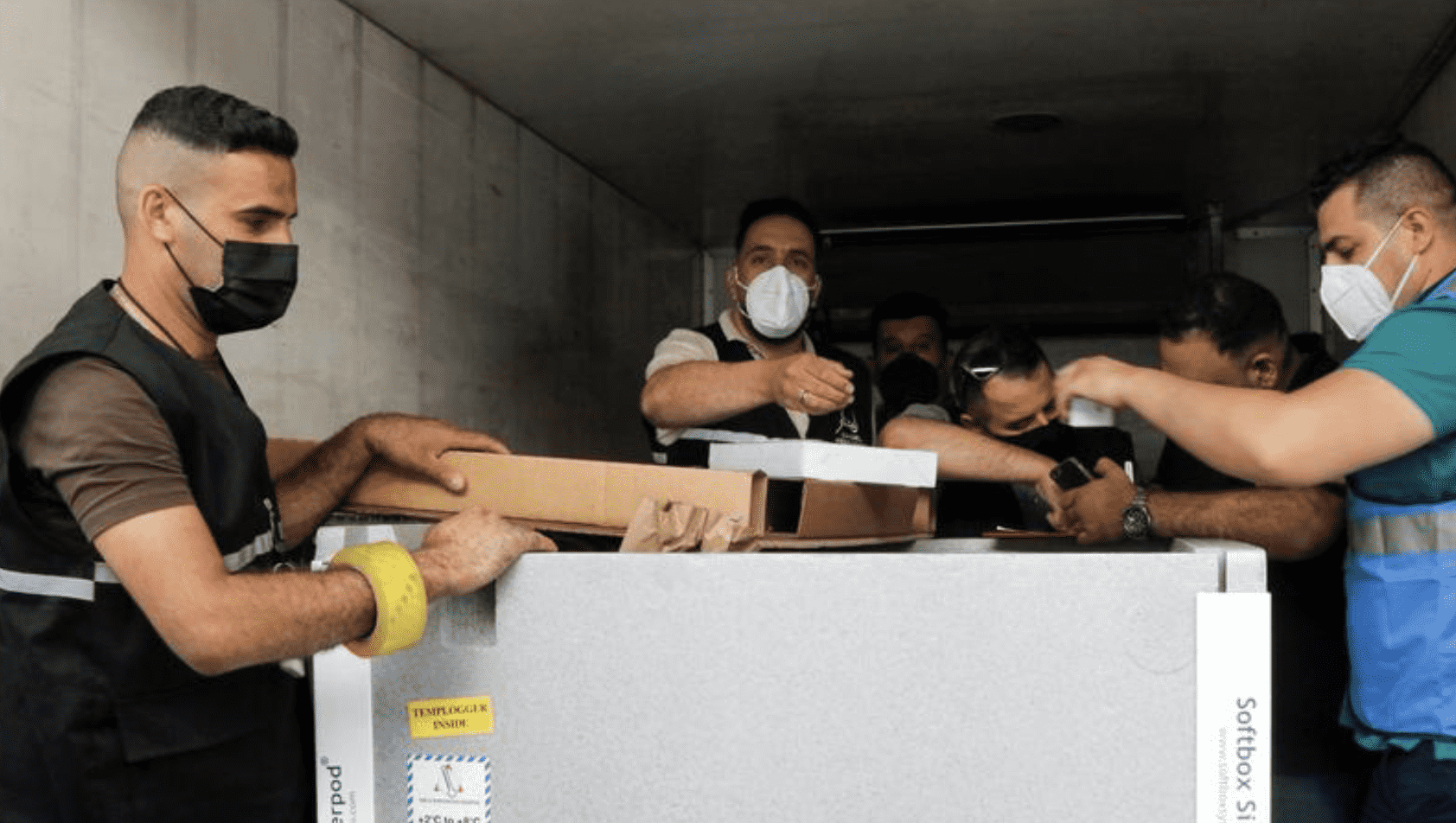 العراق | وزارة الصحة تتلقى 336 ألف جرعة من لقاحات كوفيد-19 ضمن برنامج كوفاكس  - لقاح استرازينيكا