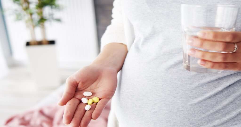 قد يحتاج السكري الحملي للعلاج بأدوية السكري التي يتم تناولها بالفم مع اختيار الأنواع التي ثبت أمان استخدامها أثناء الحمل