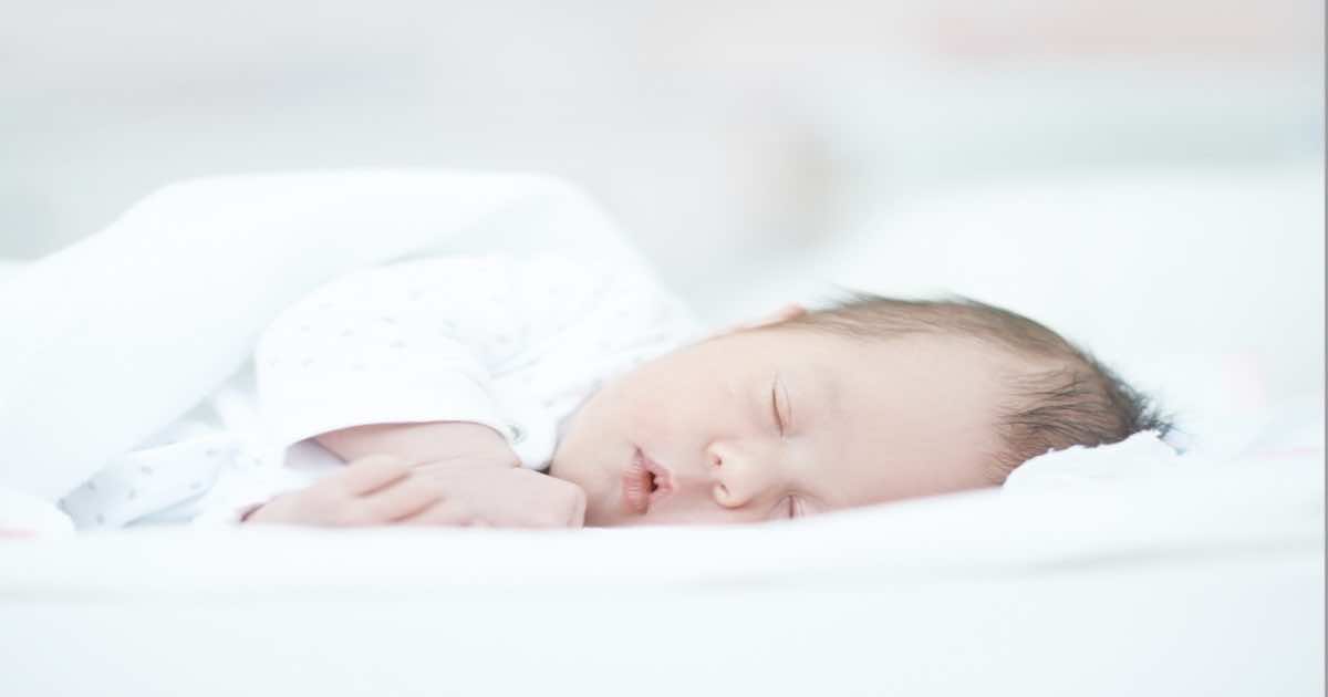 في حالتين يجب فحص قاع العين لحديثي الولادة في المحضن - اعتلال الشبكية عند الاطفال المبتسرين وناقصي النمو