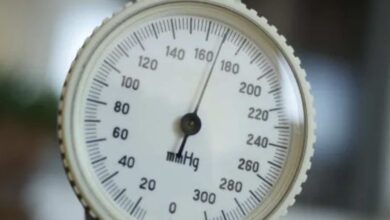 ما هي قراءة ضغط الدم الطبيعي في البالغين؟