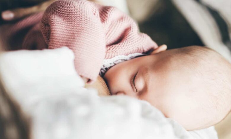 هل يشكل تحور اوميكرون خطورة على الاطفال الرضع؟