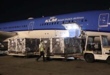 مصر تستقبل شحنة كبيرة من لقاح استرازينيكا عبر برنامج كوفاكس