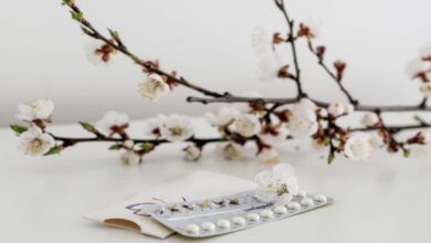 7 حالات تمنع استخدام وسائل منع الحمل الهرمونية بأنواعها