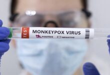 علماء غربيون يحاولون ابعاد المثليين عن وصمة جدري القرود ولكن..